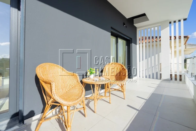 Moradia T4 para Venda em Laranjeiro e Feijó Foto 69