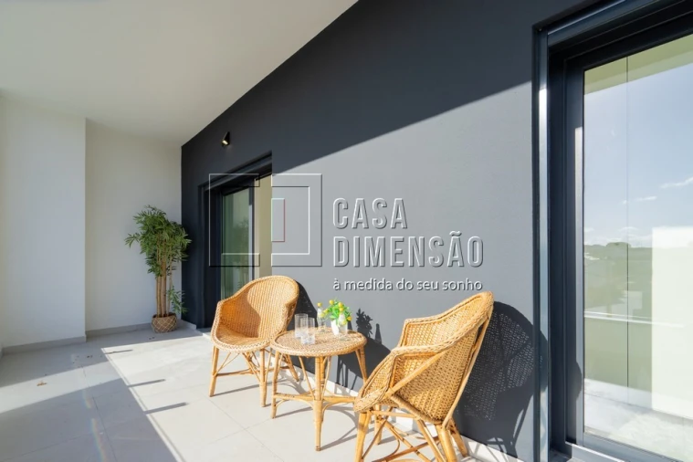 Moradia T4 para Venda em Laranjeiro e Feijó Foto 70