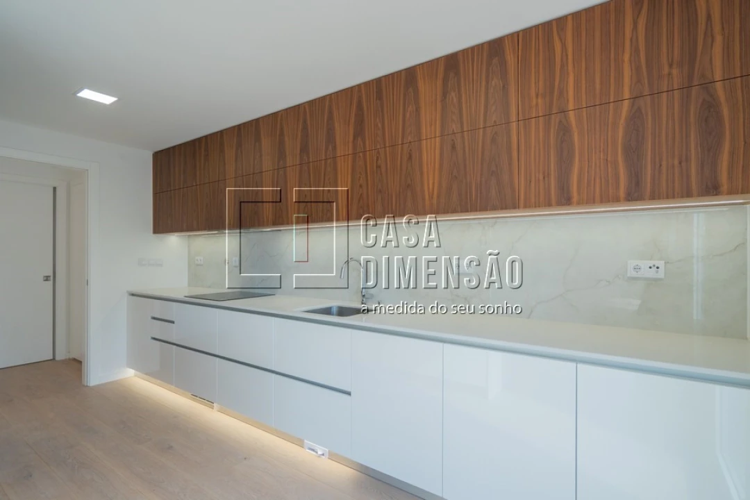 Moradia T4 para Venda em Alcabideche Foto 18