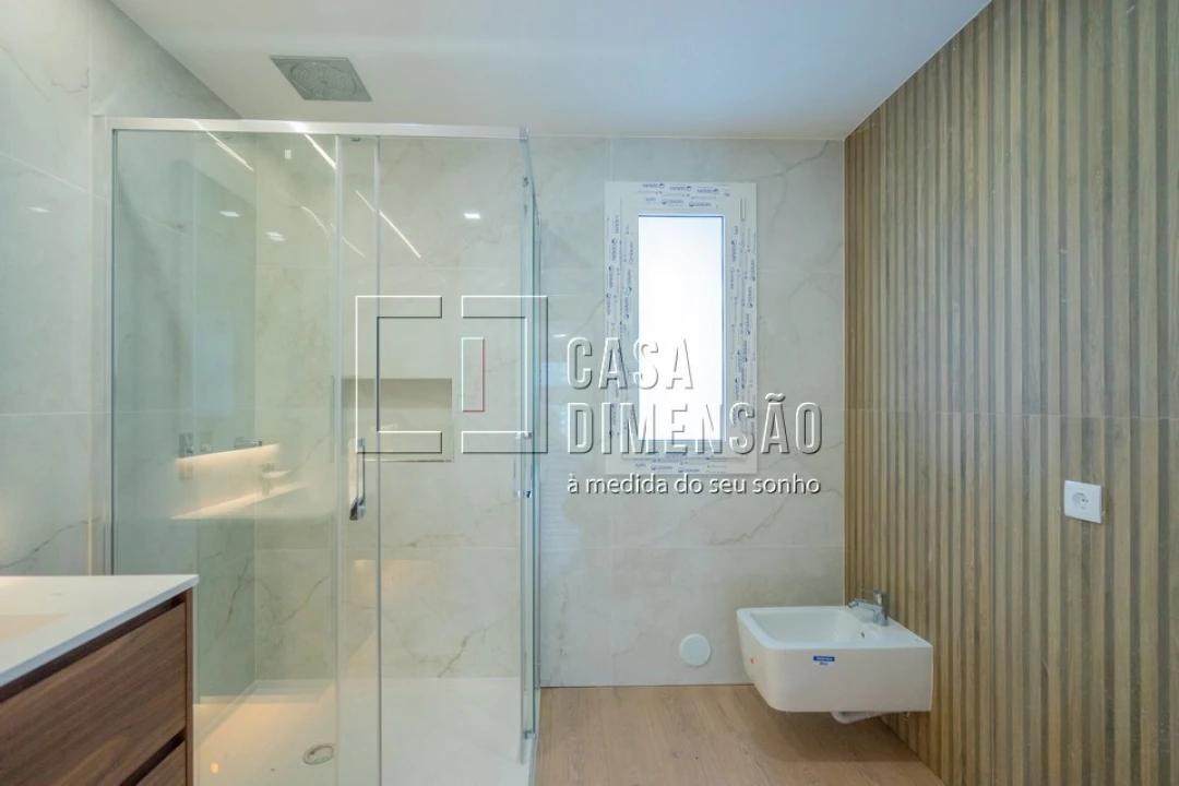 Moradia T4 para Venda em Alcabideche Foto 31