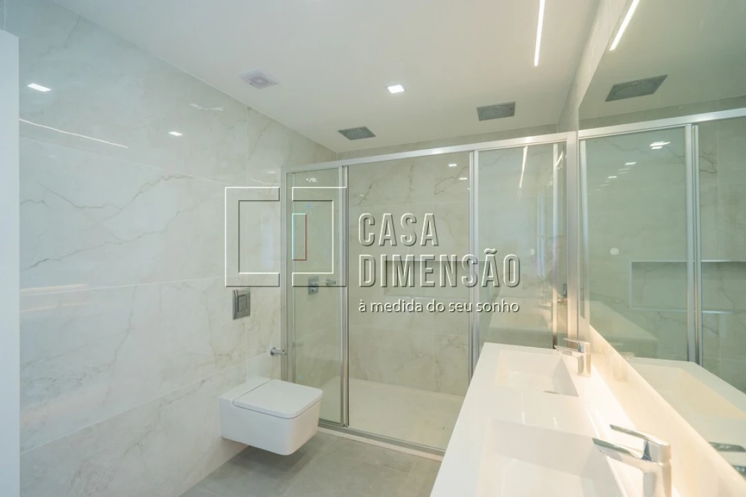 Moradia T4 para Venda em Alcabideche Foto 44