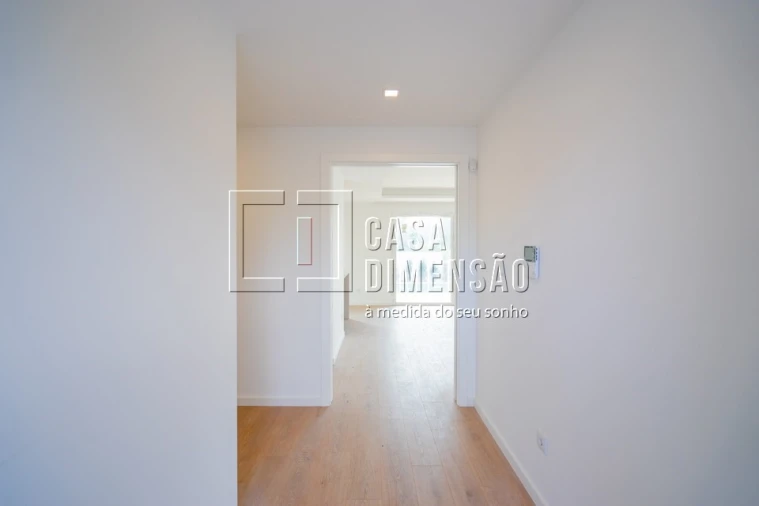 Moradia T4 para Venda em Alcabideche Foto 2