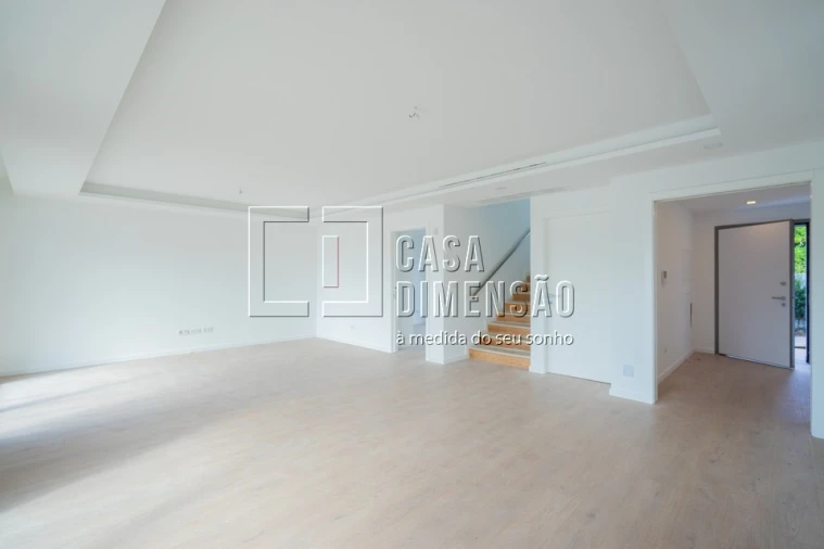 Moradia T4 para Venda em Alcabideche Foto 6