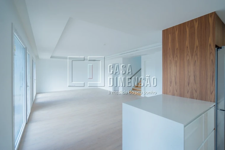 Moradia T4 para Venda em Alcabideche Foto 23