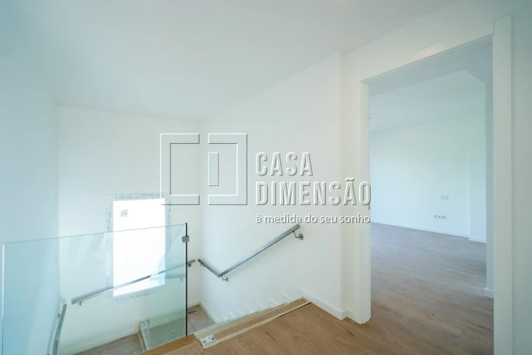 Moradia T4 para Venda em Alcabideche Foto 34