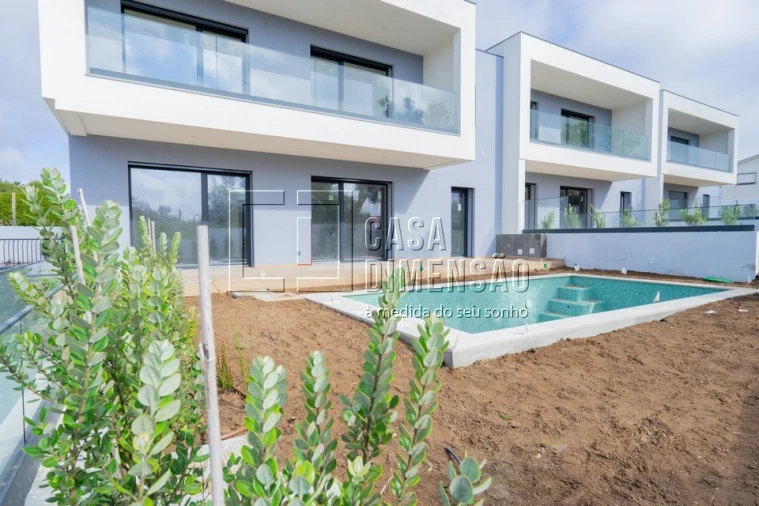 Moradia T4 para Venda em Alcabideche Foto 71