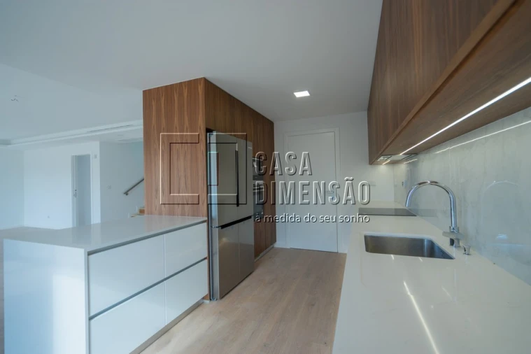 Moradia T4 para Venda em Alcabideche Foto 21