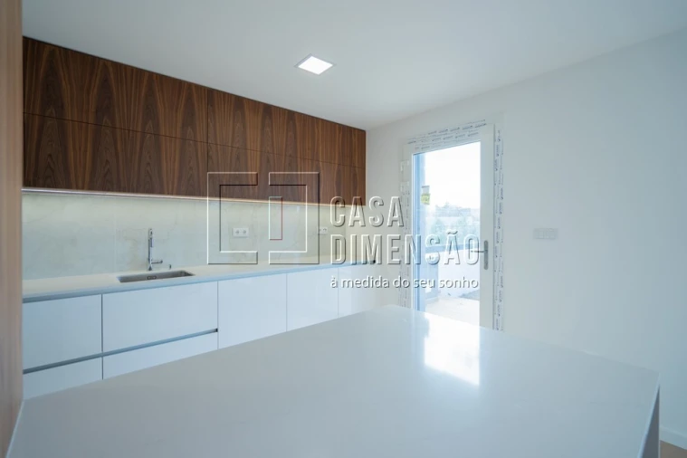 Moradia T4 para Venda em Alcabideche Foto 29