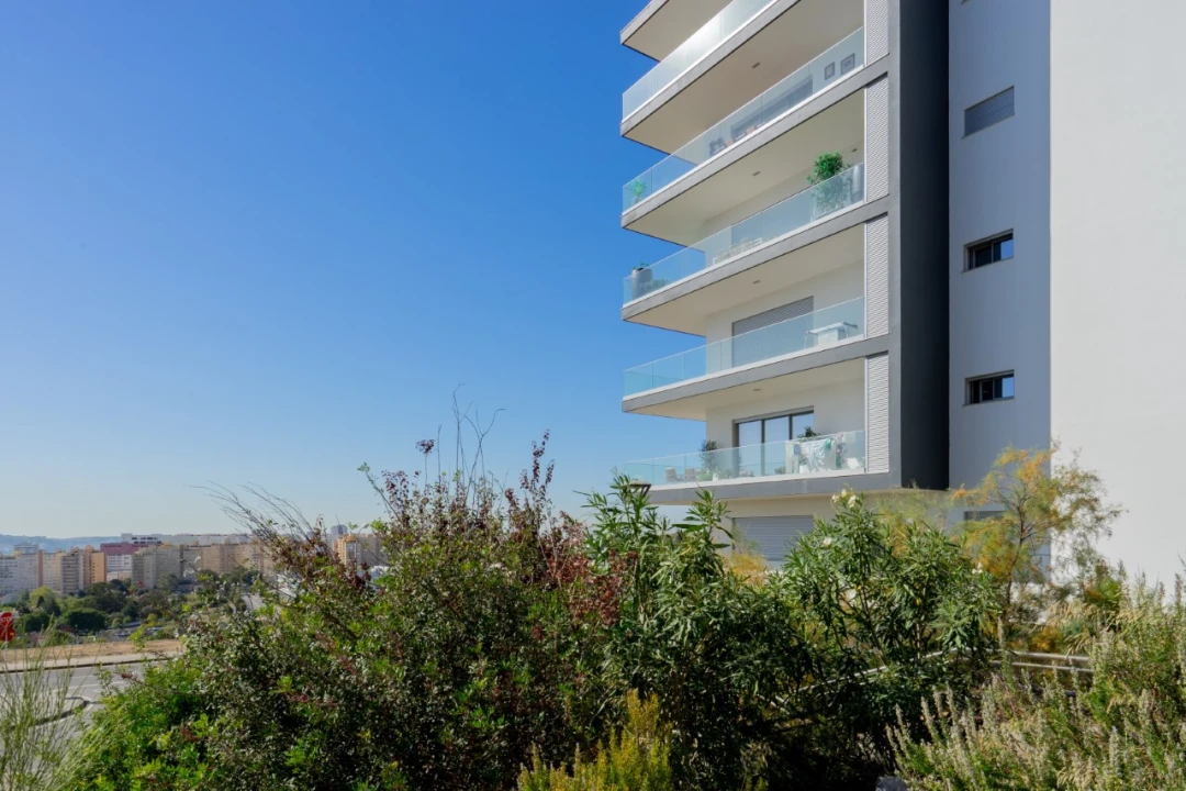 Apartamento T4 para Venda em Carnaxide e Queijas Foto 46