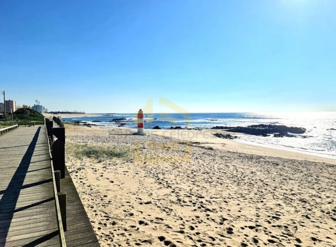 Apartamento T1 para Venda em Aver-O-Mar, Amorim e Terroso