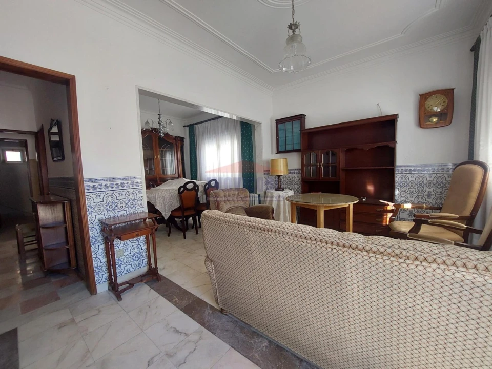 Moradia T2 para Venda em Nossa Senhora da Conceição e São Bartolomeu Foto 3