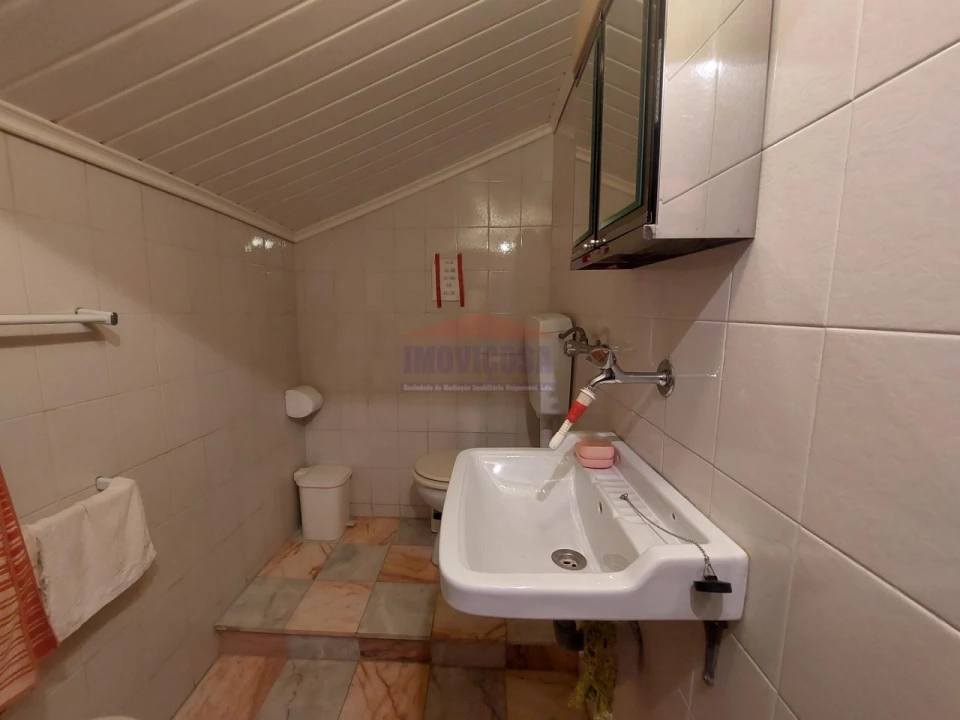 Moradia T2 para Venda em Nossa Senhora da Conceição e São Bartolomeu Foto 33