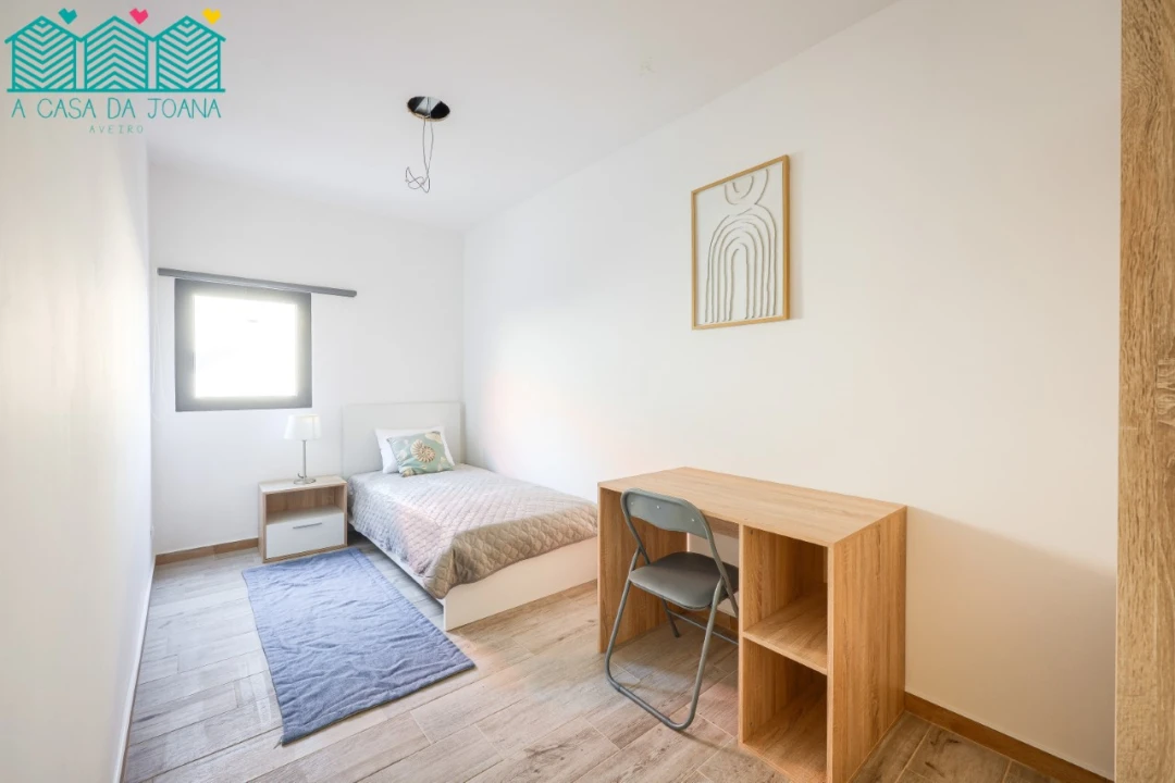 Quarto para Arrendamento em Aradas Foto 1