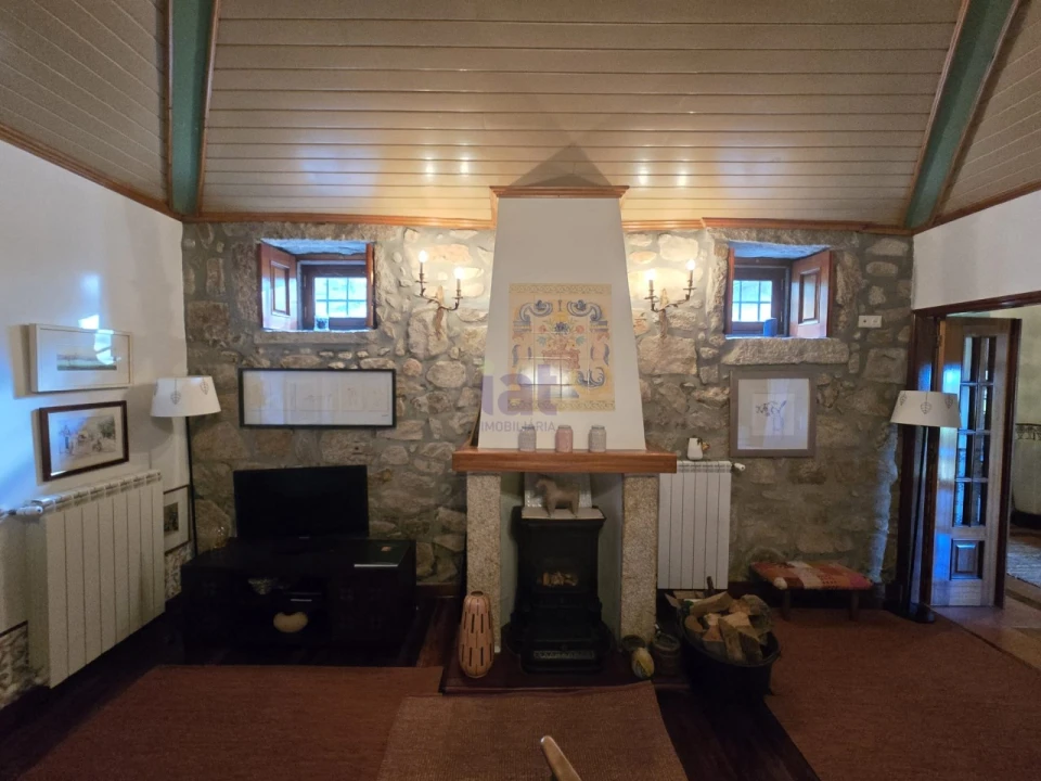 Quinta T2 para Venda em Aldreu Foto 17