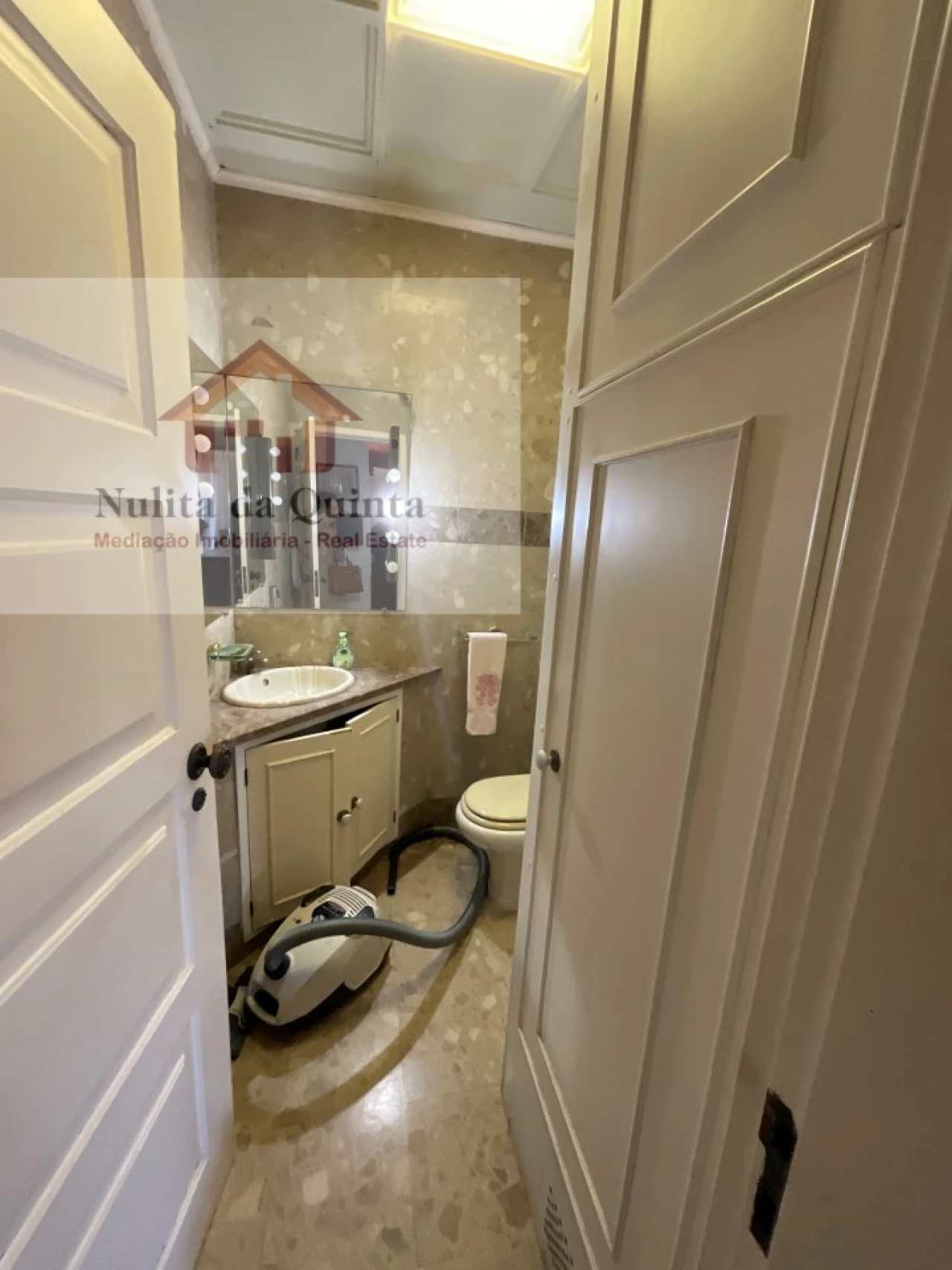 Moradia T4 para Venda em Albufeira e Olhos de Água Foto 24