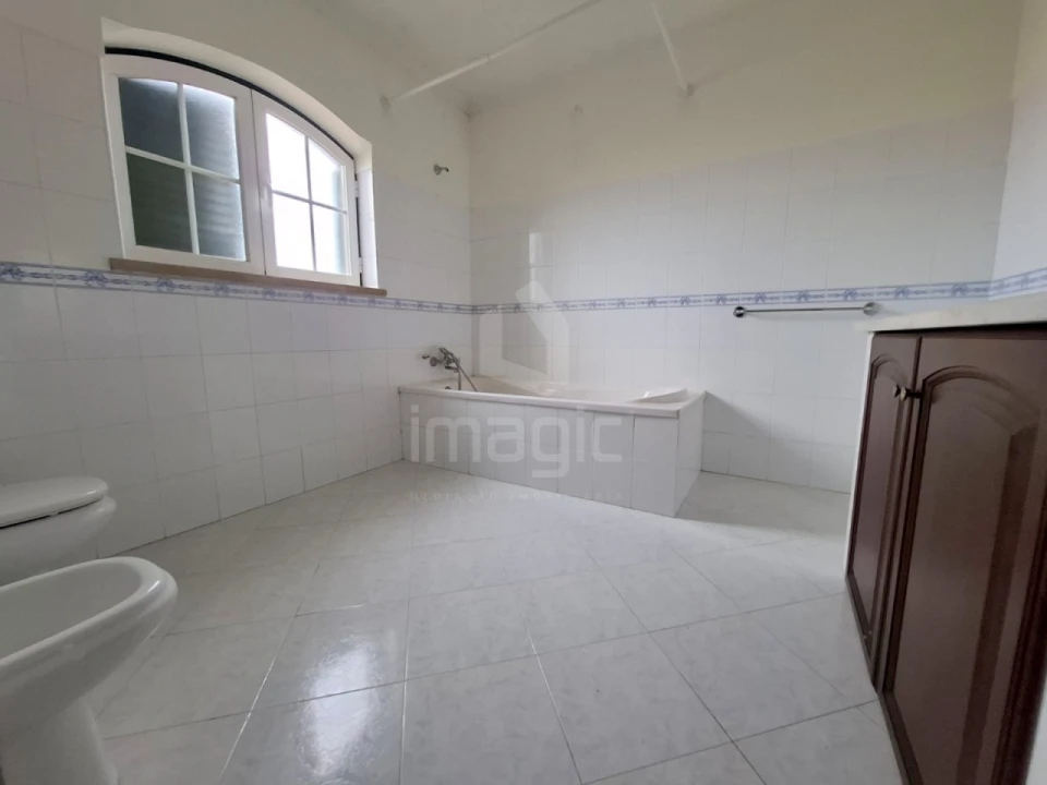 Moradia T4 para Venda em Ramalhal Foto 19