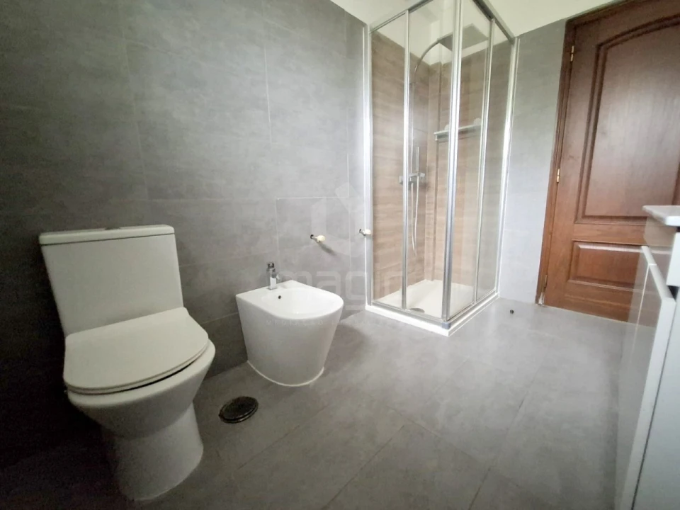 Moradia T4 para Venda em Ramalhal Foto 10