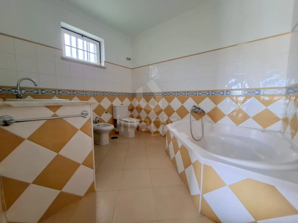 Moradia T4 para Venda em Ramalhal Foto 14