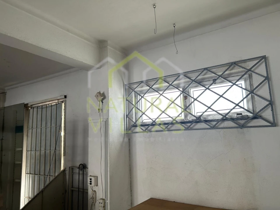 Loja para Arrendamento em Loule (São Clemente) Foto 6