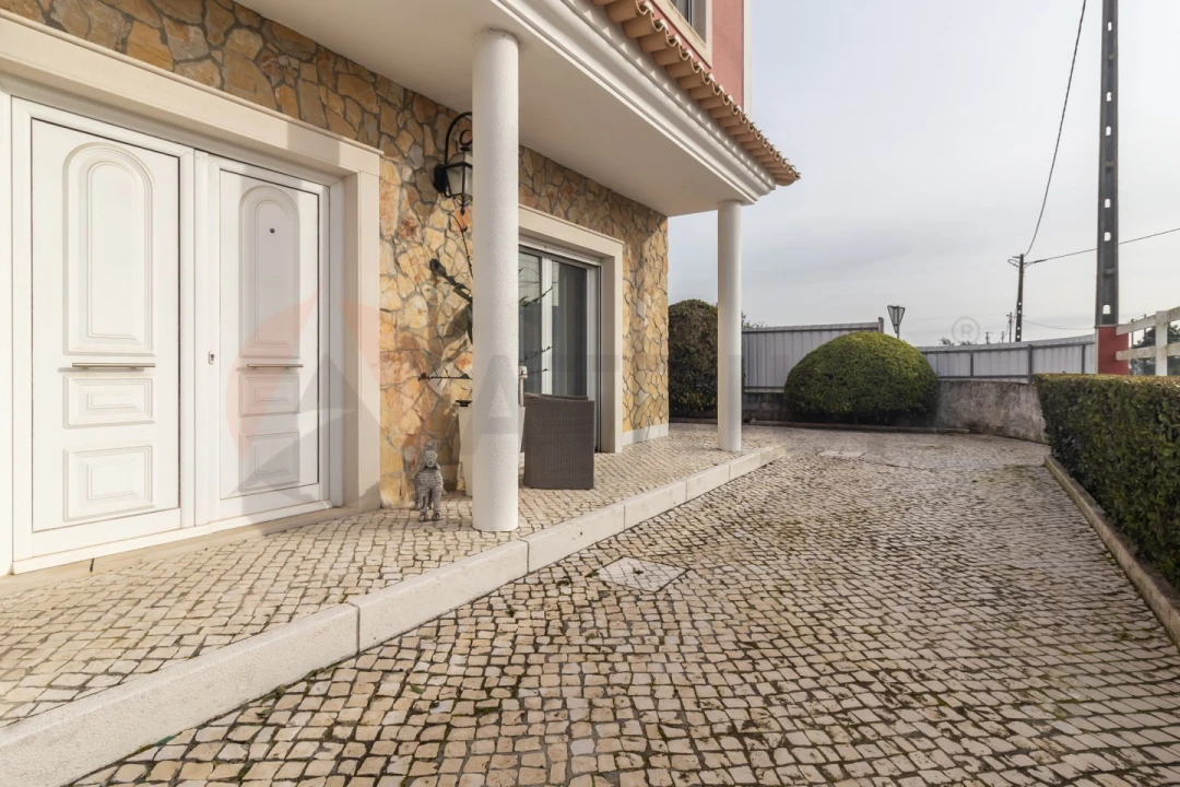 Moradia T7 para Venda em Sado Foto 5