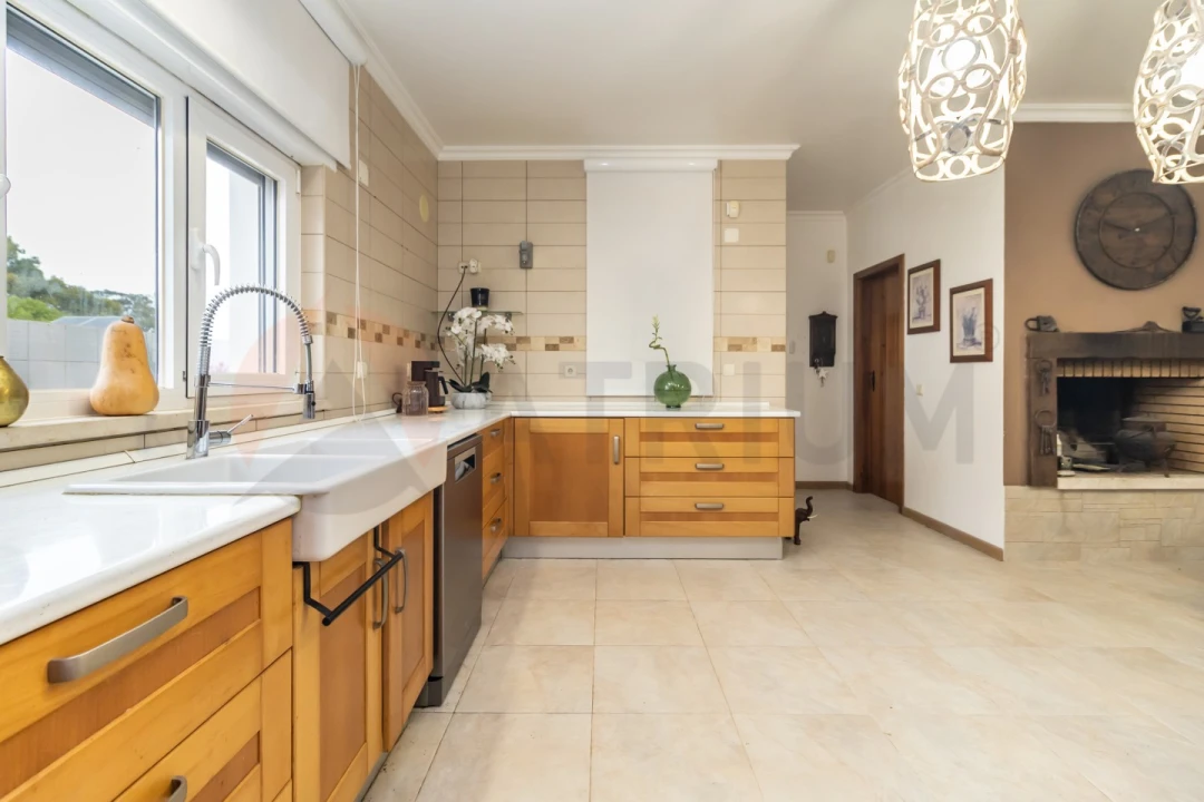 Moradia T7 para Venda em Sado Foto 20