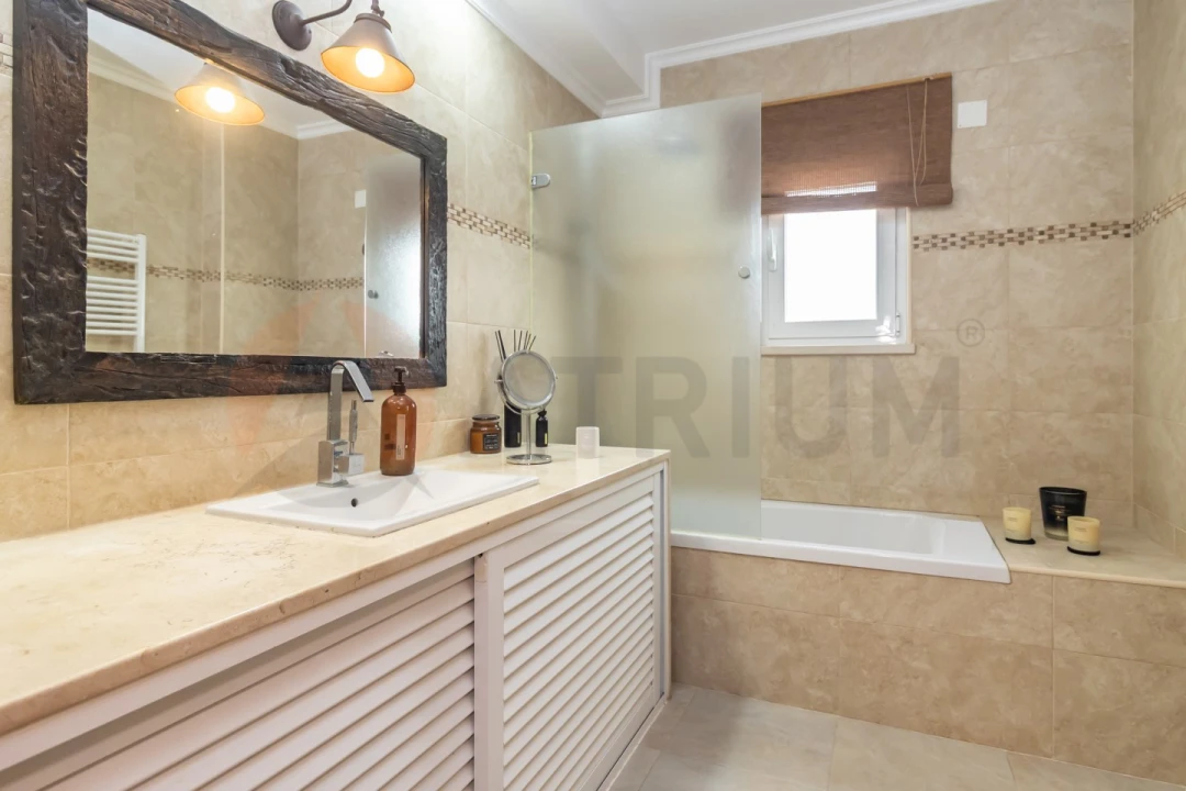 Moradia T7 para Venda em Sado Foto 32