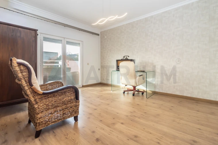 Moradia T7 para Venda em Sado Foto 23