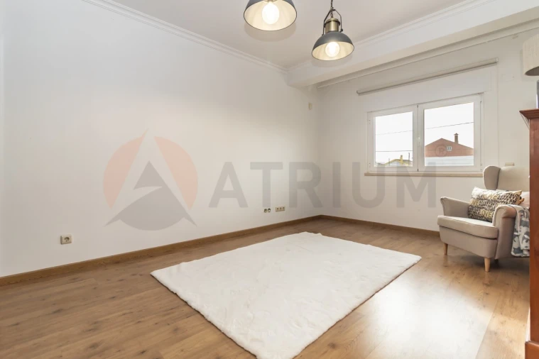 Moradia T7 para Venda em Sado Foto 51