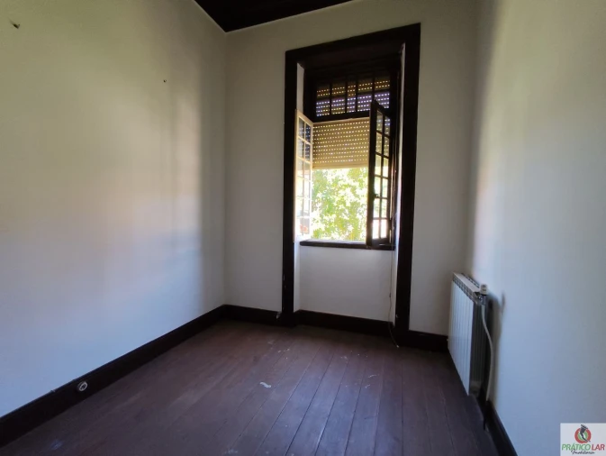 Moradia T6 para Venda em Aguada de Cima Foto 18