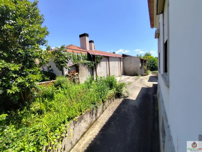 Moradia T6 para Venda em Aguada de Cima Foto 27