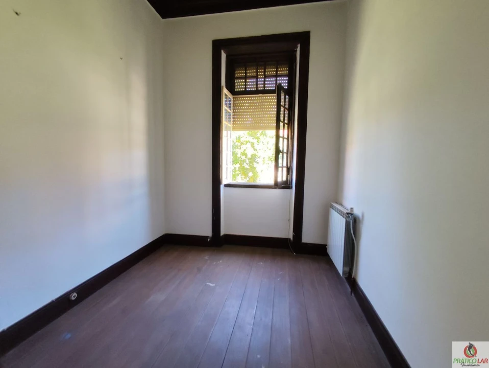 Moradia T6 para Venda em Aguada de Cima Foto 17