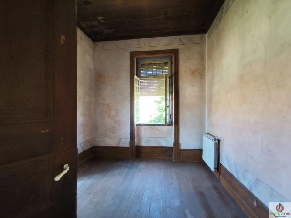 Moradia T6 para Venda em Aguada de Cima Foto 21