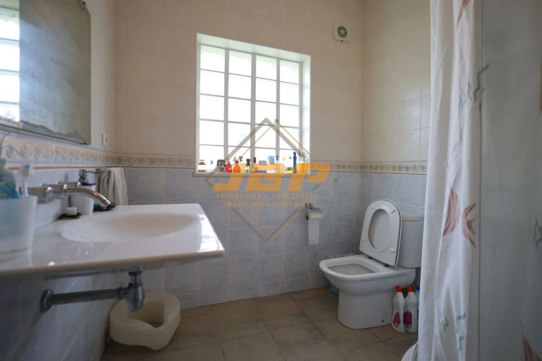 Moradia T2 para Venda em Barrio Foto 18