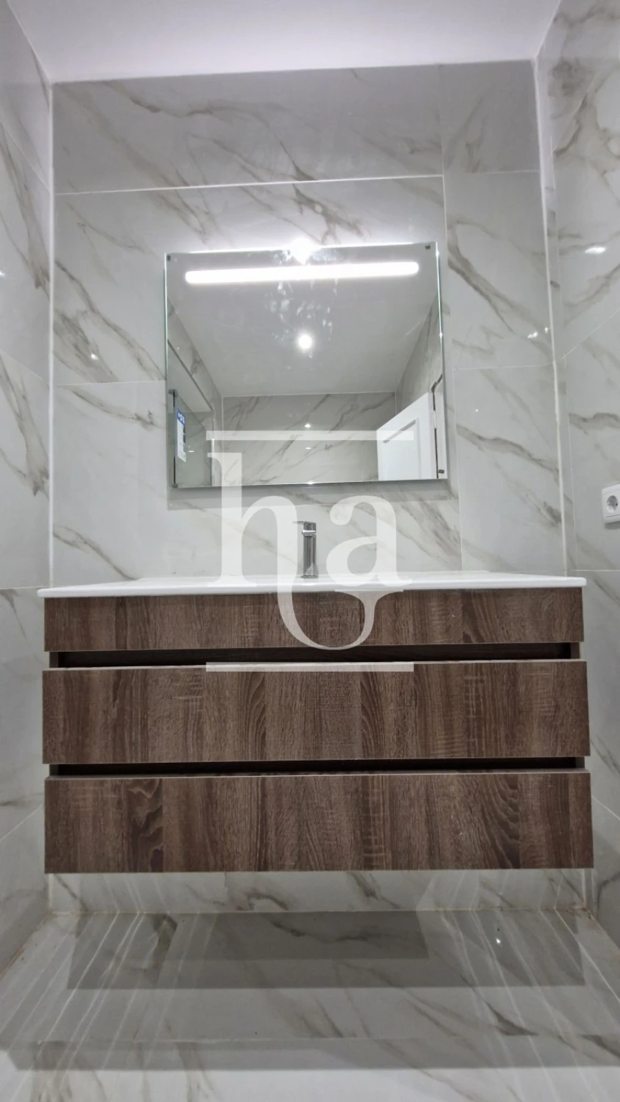 Apartamento T2 para Venda em Milheiros Foto 13