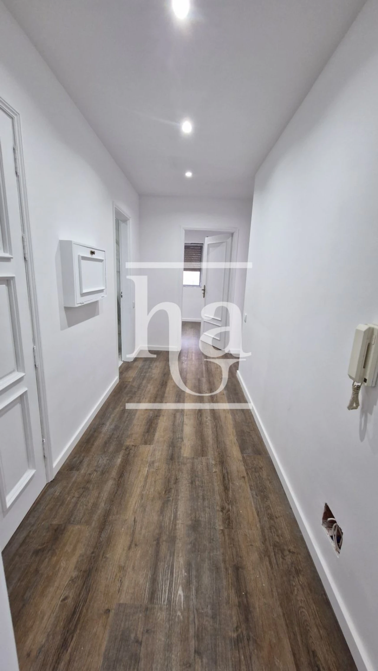 Apartamento T2 para Venda em Milheiros Foto 8