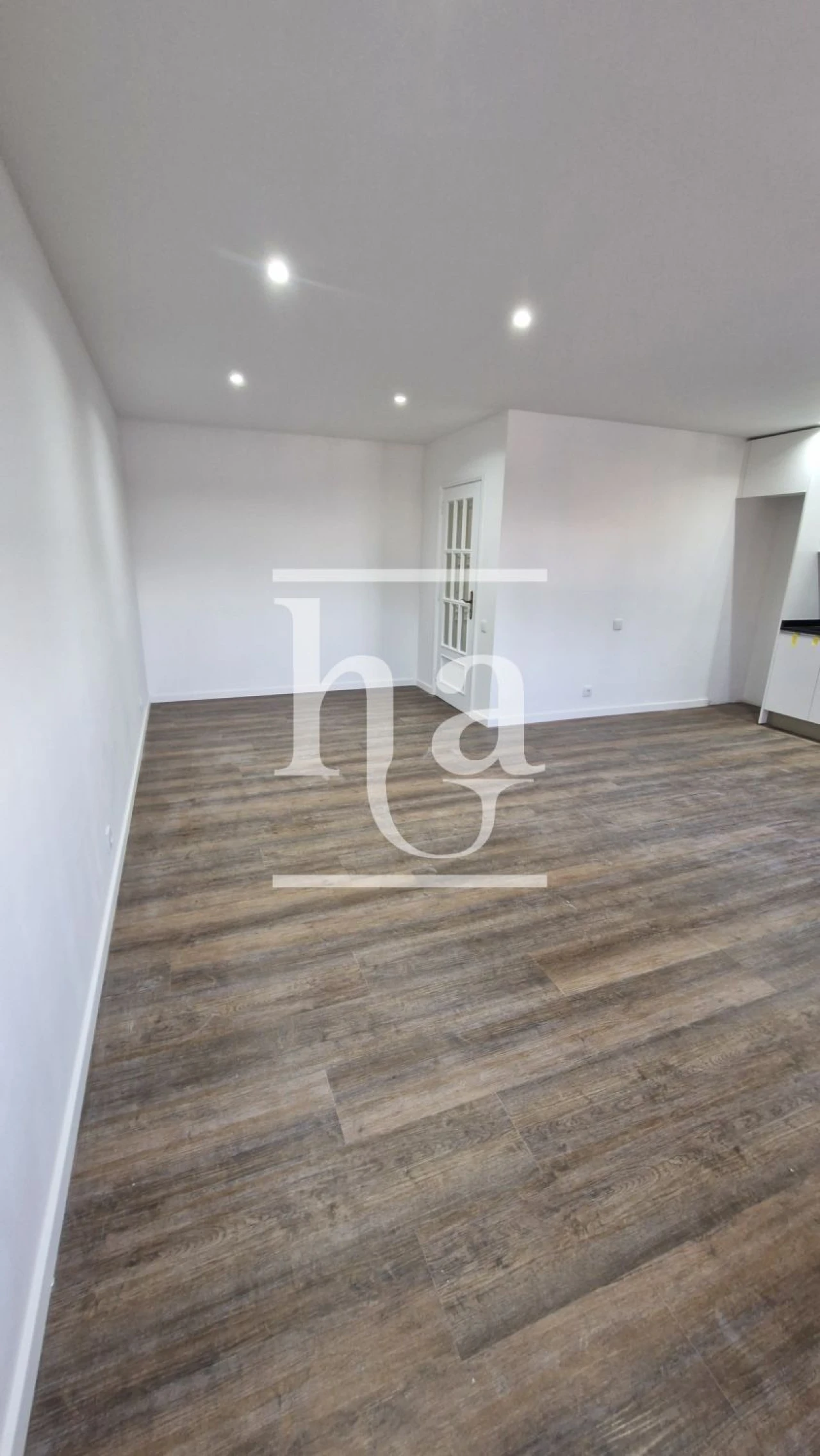 Apartamento T2 para Venda em Milheiros Foto 5