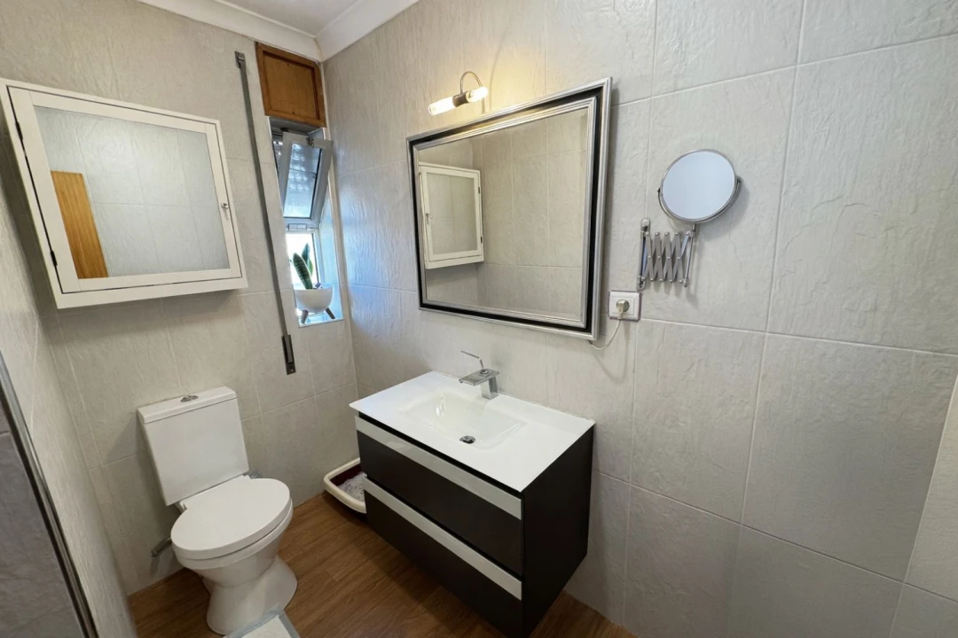 Moradia T4 para Venda em Castêlo da Maia Foto 11