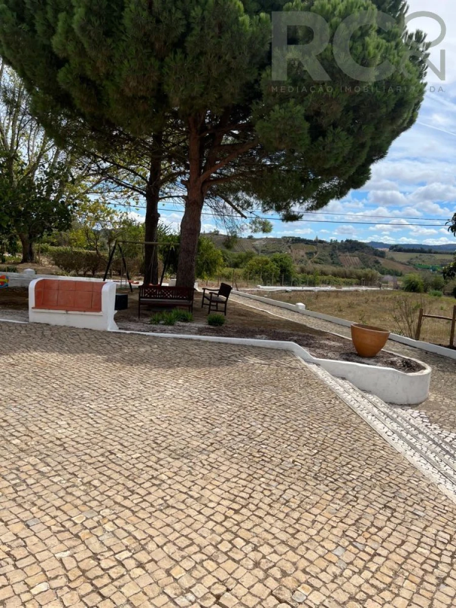 Moradia T10 para Venda em Turcifal Foto 57