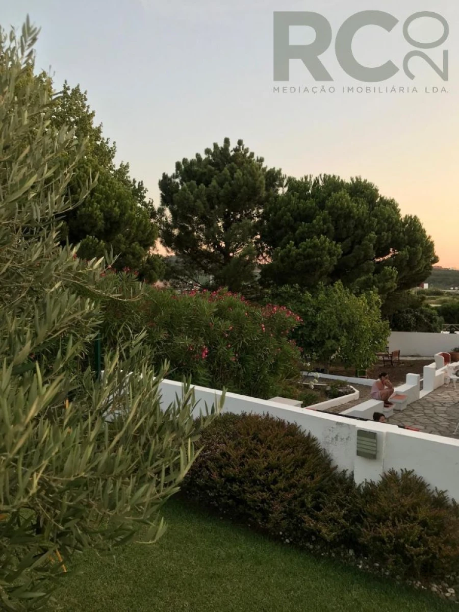 Moradia T10 para Venda em Turcifal Foto 17