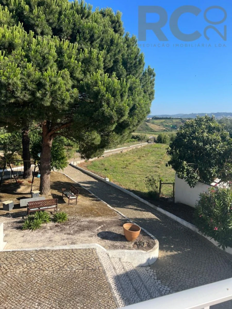 Moradia T10 para Venda em Turcifal Foto 52