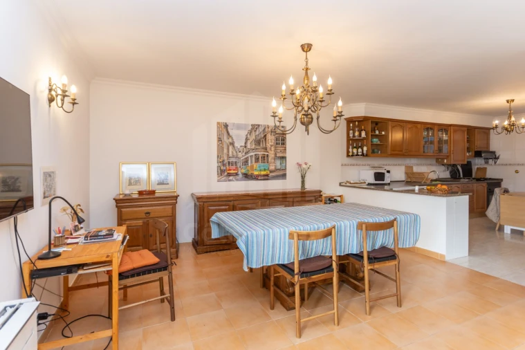 Apartamento T3 para Venda em Sesimbra (Santiago) Foto 9