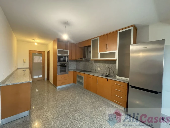 Apartamento T3 para Venda em São Felix da Marinha Foto 8