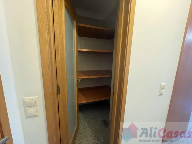 Apartamento T3 para Venda em São Felix da Marinha Foto 12