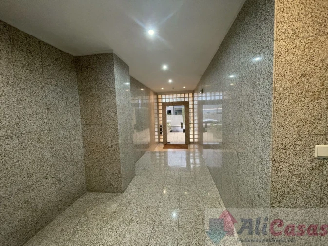 Apartamento T3 para Venda em São Felix da Marinha Foto 38