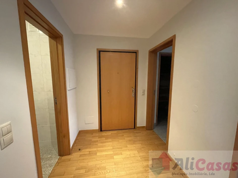 Apartamento T3 para Venda em São Felix da Marinha Foto 15