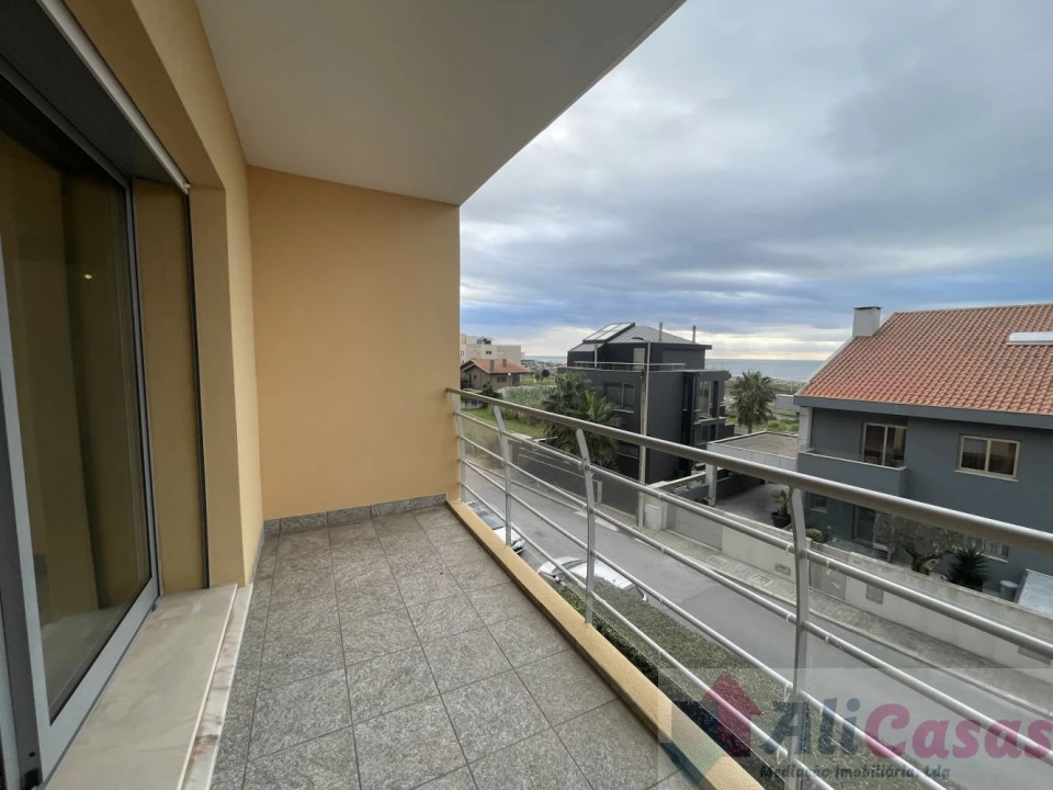 Apartamento T3 para Venda em São Felix da Marinha Foto 5