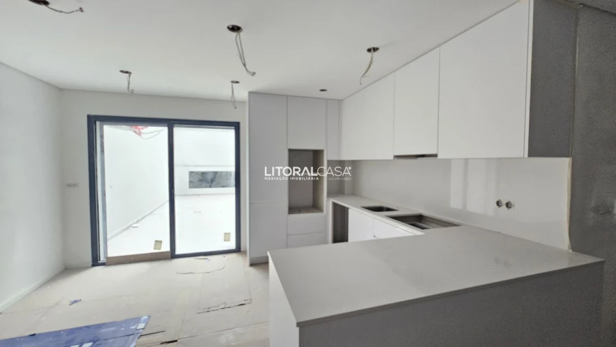 Apartamento T2 para Venda em Esgueira Foto 1