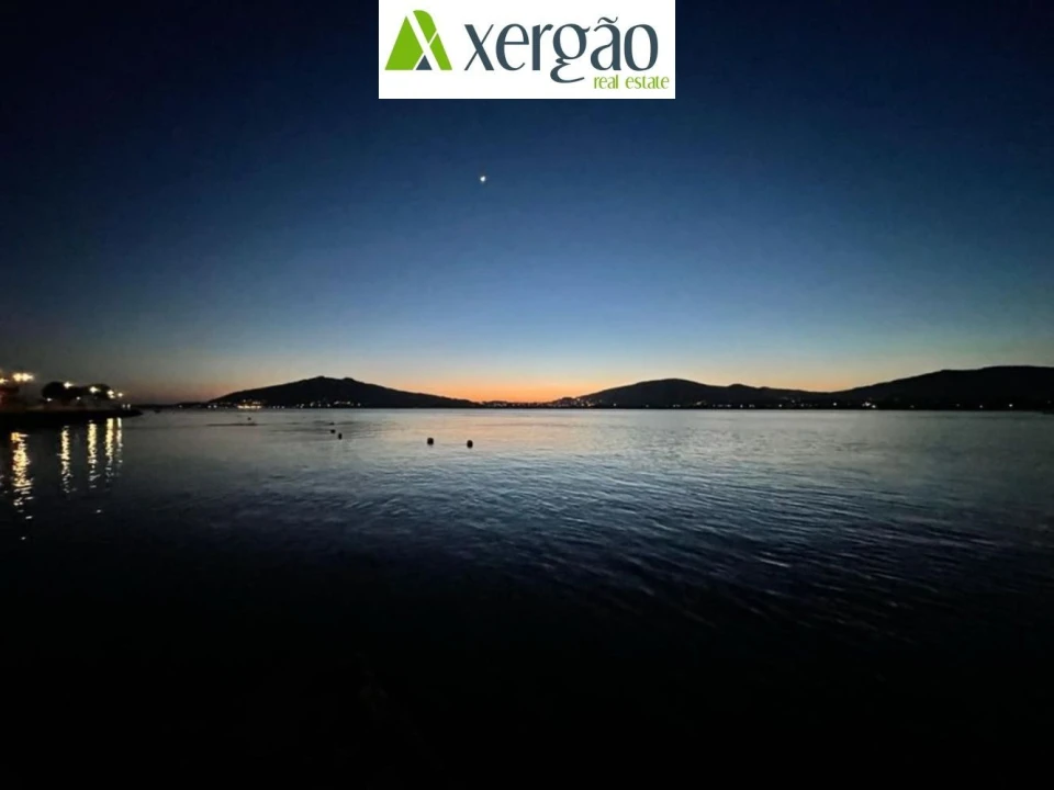 Moradia T8 para Venda em Seixas Foto 3