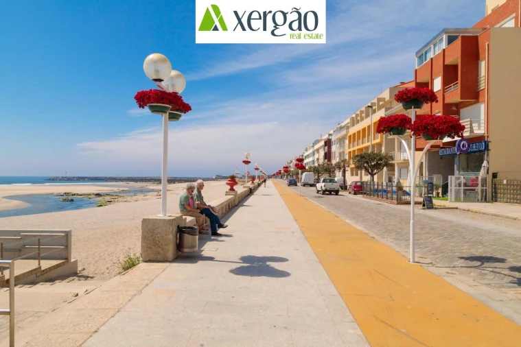 Apartamento T1 para Arrendamento em Vila Praia de Ancora Foto 20