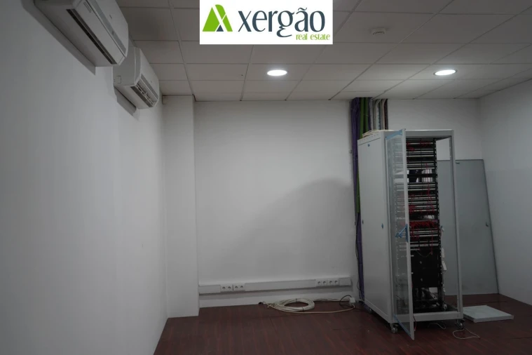 Loja para Venda em Cabreiros e Passos (São Julião) Foto 26